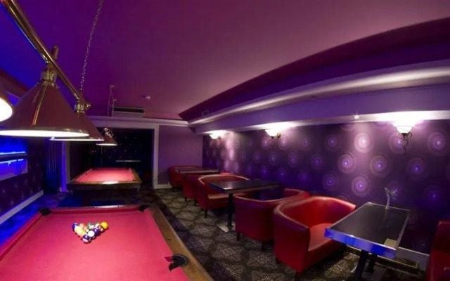 Hotel Krysztal Conference & Spa