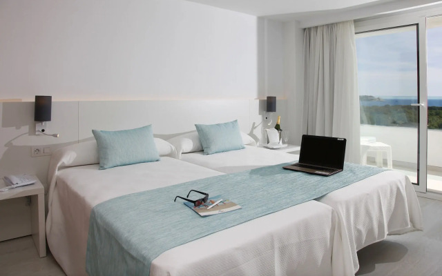 Roc Carolina Hotel