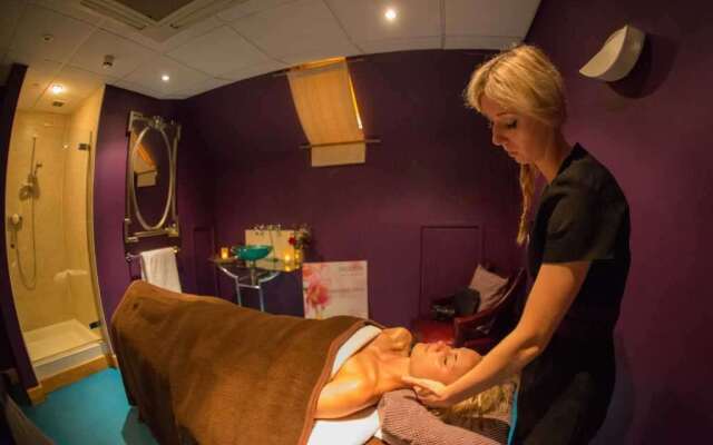 voco Lythe Hill Hotel & Spa by IHG