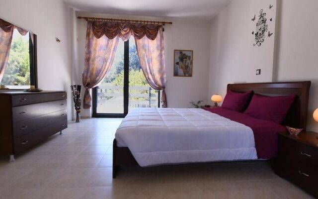 Lilies Villa
