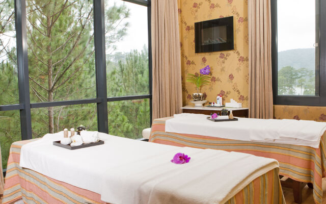 Dalat Edensee Lake Resort & Spa