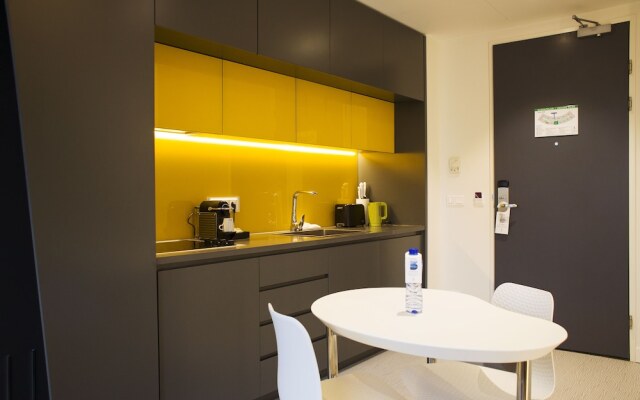 B-aparthotel City West