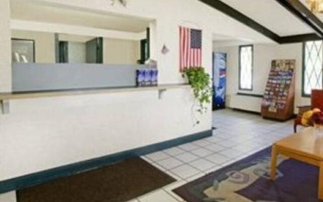 Vandalia Travelodge Dayton Airport