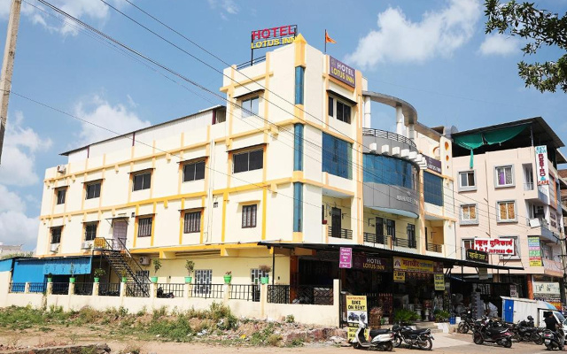 Hotel Lotus Inn