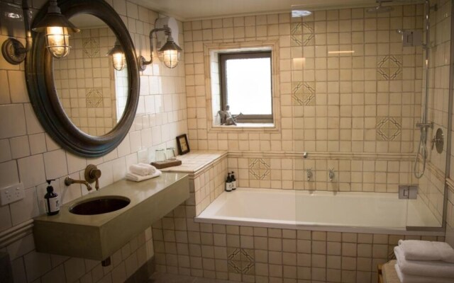 Headwaters Glenorchy Eco Lodge