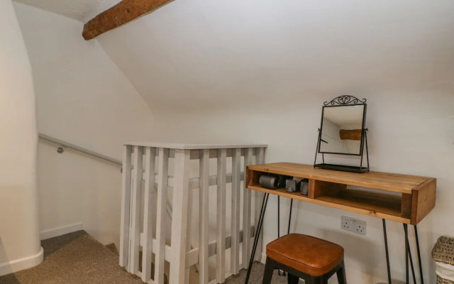 Thomas Cottage