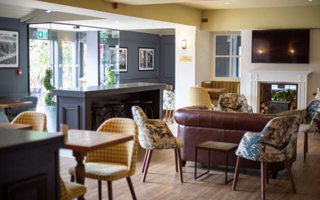 Best Western Bristol North The Gables Hotel