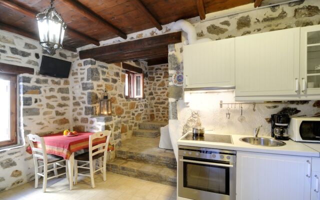 Elounda Traditional Art Suites