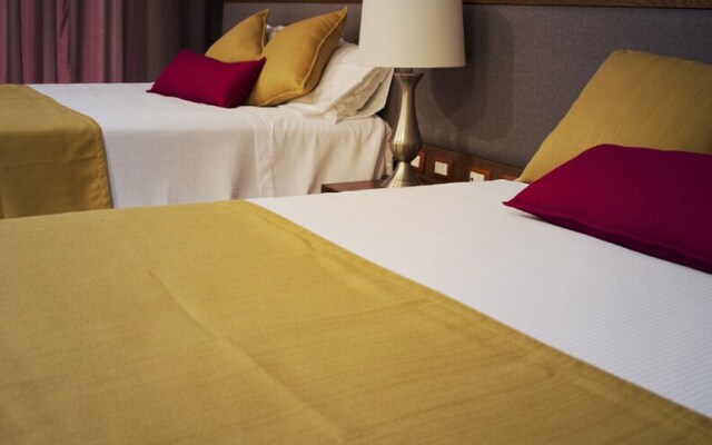 Hotel Rancho Tabachines