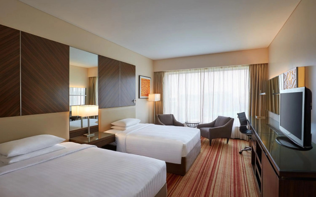 Courtyard by Marriott Mumbai International Airport – Guest Rooms – Mumbai