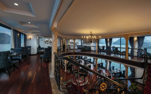 Le Theatre Cruise