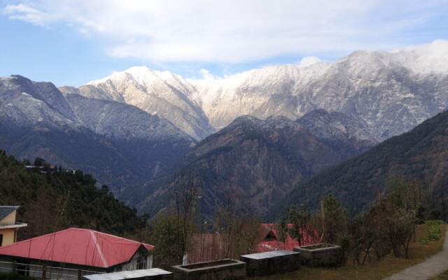Nishaad Resorts