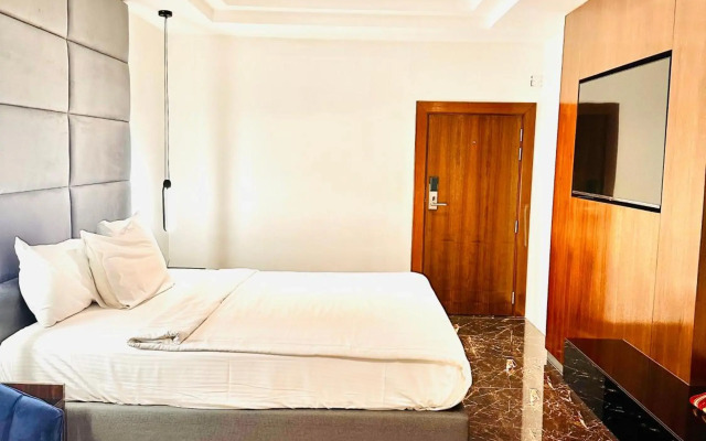 Kiev Tower Hotel Apartments