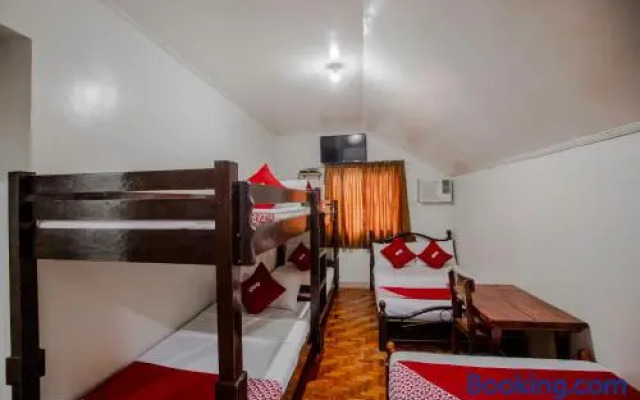 OYO 741 Sierra Travellers Inn