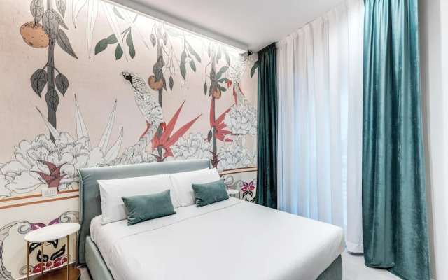 Grey Diamond in Naples