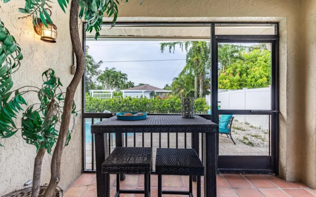 Private Pool + Sunroom Beach Escape at Manatee