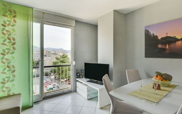 Homely Apartment in Split near Sea