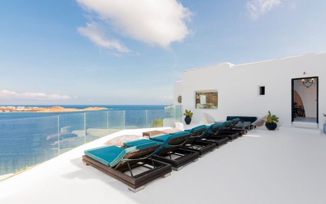 Villa Aqua Blue by Whitelist Mykonos