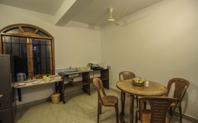 OYO 10723 Home Pool View Studio Colva