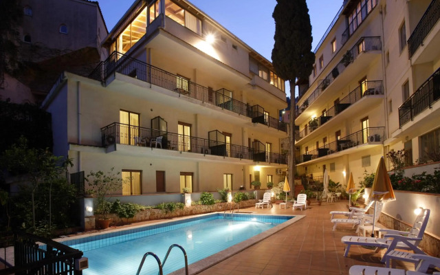Hotel Soleado