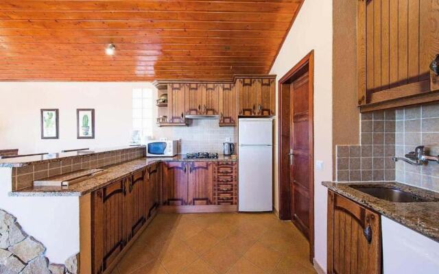 Villa Irene in Mexilhoeira Grande