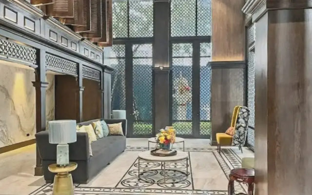The Base - New Studio Great Location, Shared Pool