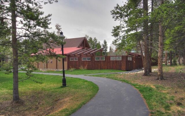 Sundowner W10 by RedAwning