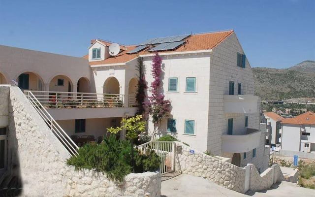 Villa Antea Apartments