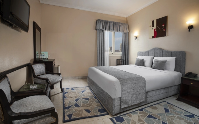 Holidays Express Hotel