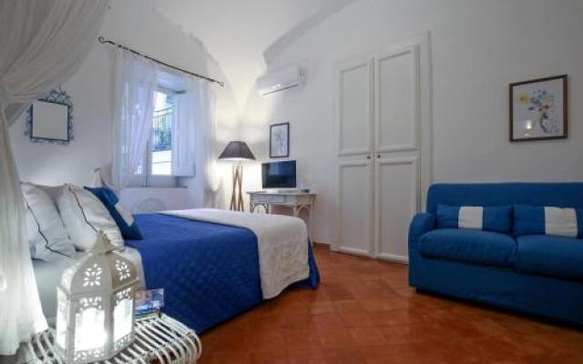 Vicolo 23 House