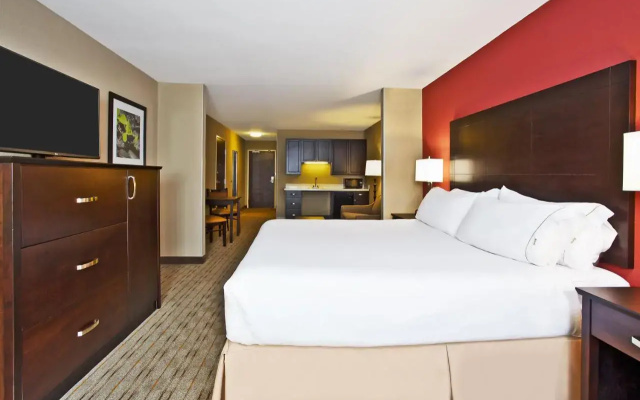 Holiday Inn Express Springfield- Dayton Area