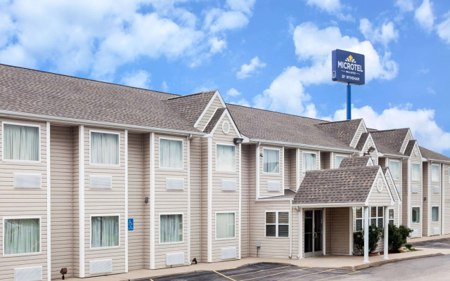 Microtel Inn & Suites by Wyndham Ardmore