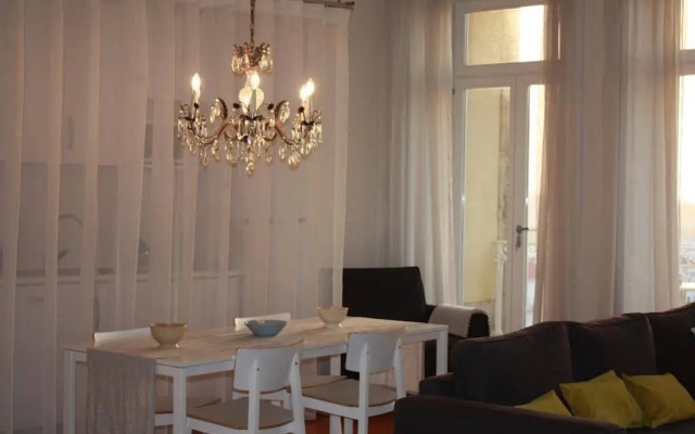 GuestReady - Ayres Gouvea House