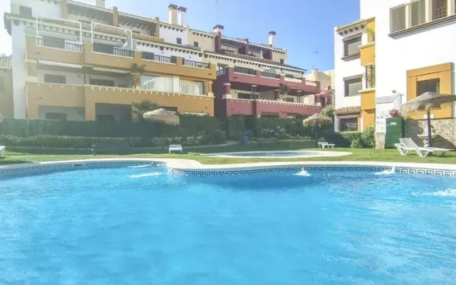 Comfortable 2-bed Apartment in Costa Esuri