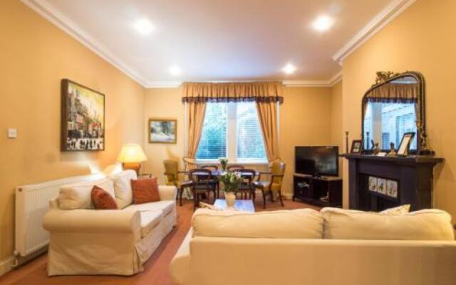 The Studio Apartment - The Edinburgh Address