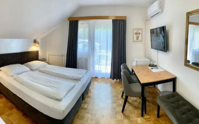 Hotel Maj Inn