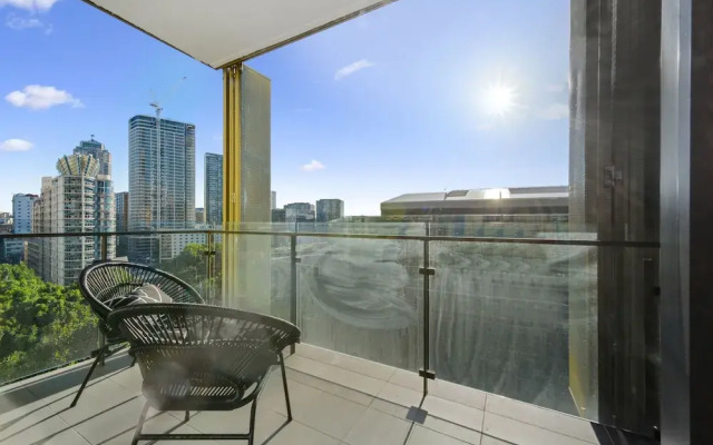 Full Darling Harbour View Luxury 2 Bedroom Apartment