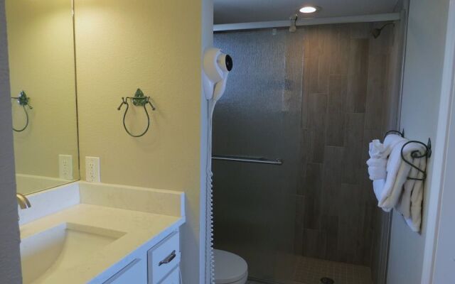 Capri 122 1 Bedroom 1 Bathroom Condo