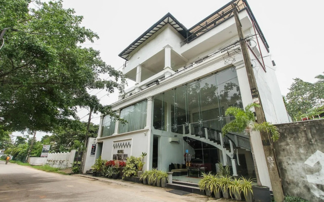 OYO 367 Hotel Nathaliya