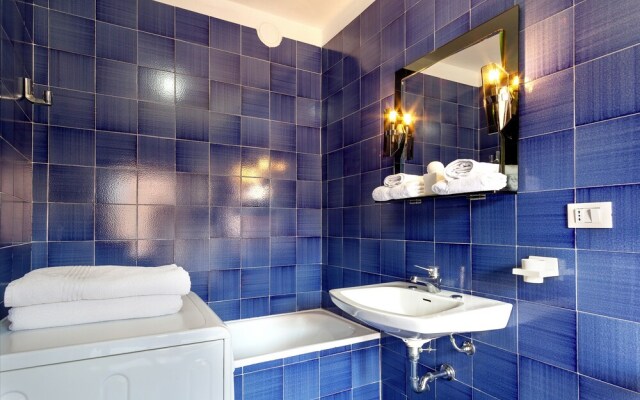 Exclusive Palazzo Schifanoia Apartment