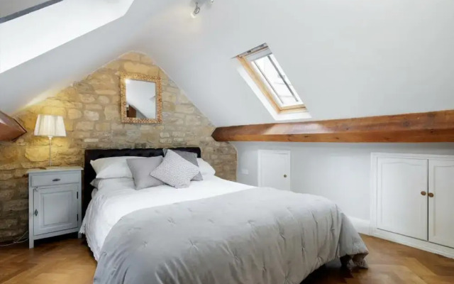 Fabulous Farmhouse in Hampshire