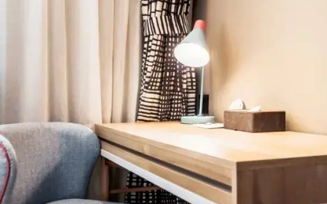 Homeinn · neo (Urumqi Huanghe Road Qitai Road District Hospital)