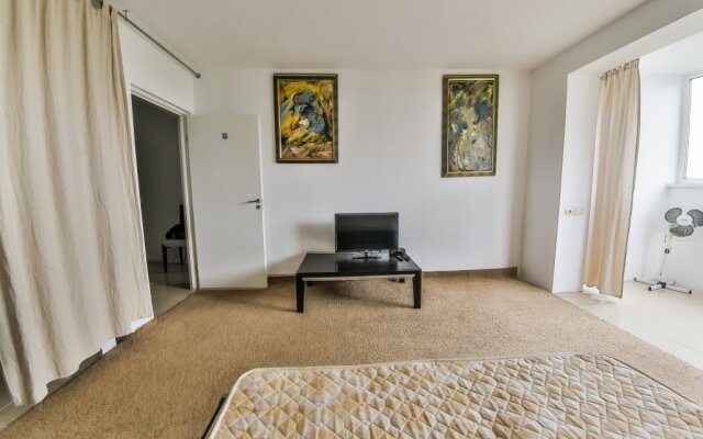 Apartment Indi 2