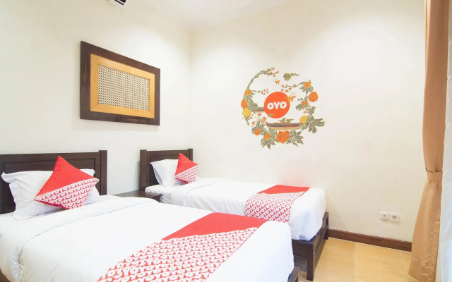 OYO 261 Sasono Putro Guest House