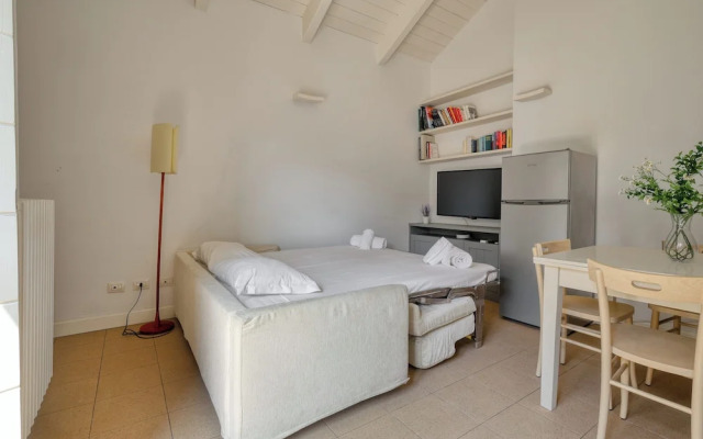 JOIVY Cosy 1BR flat near Sempione Park