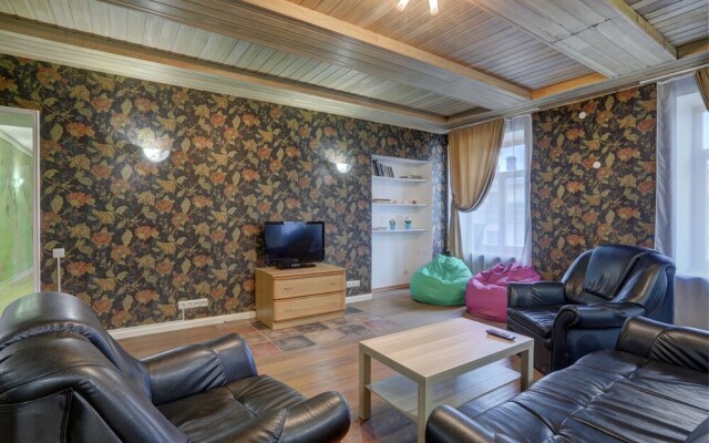 Apartments Millionnaya 11