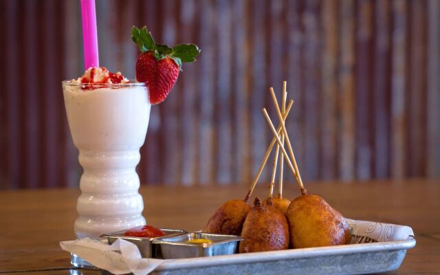 Holiday Inn Estes Park by IHG