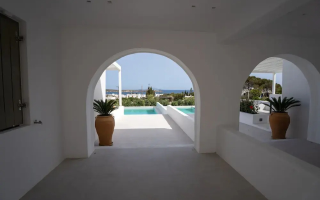 Ultimate Luxury Paradise Villa In Paros