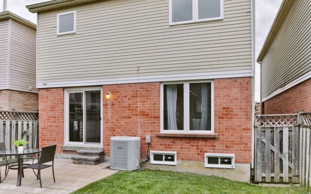 QuickStay - Stunning 4bdrm House in Vaughan