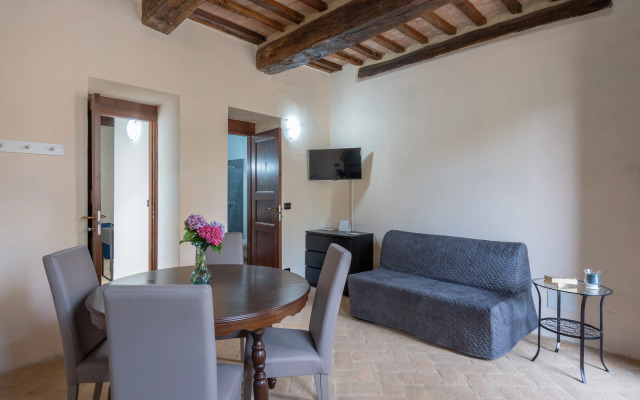 Agriturismo Borgo Pulciano in Montone